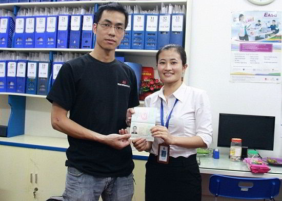 Nguyễn Quang Huy nhận visa du học Singapore