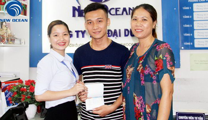 Trần Ngọc Nghĩa nhận visa du học Hàn Quốc kỳ tháng 6