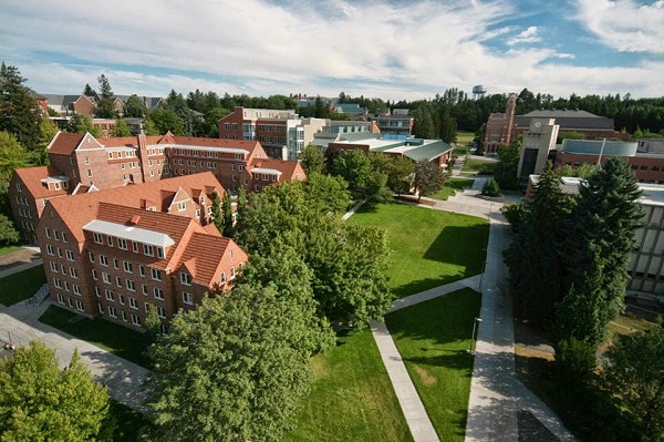 Tổng quan trường Đại học nhìn từ trên cao