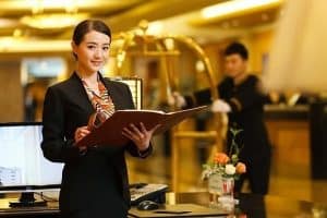 Chương trình thực tập hưởng lương ngành Quản trị khách sạn tại Thụy Sỹ
