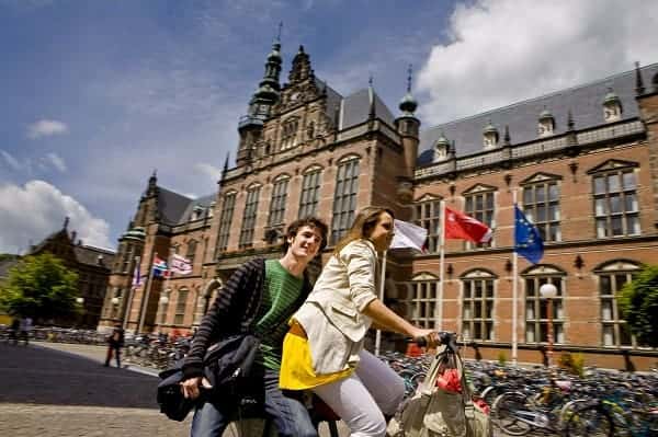 Điều kiện du học Hà Lan bao gồm những yếu tố nào?