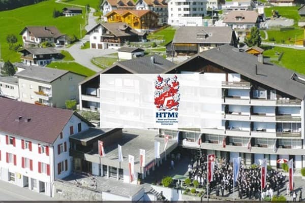 Trường HTMI là một trong những trường có khuôn viên đẹp nhất Thụy Sỹ