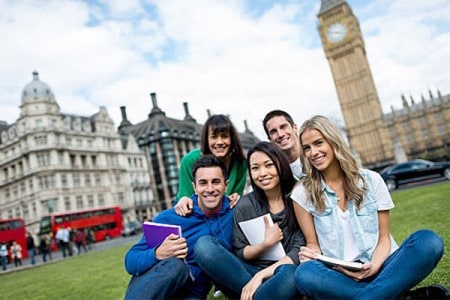 Anh Quốc mở cửa cho sinh viên quốc tế nhập học kì mùa thu 2020