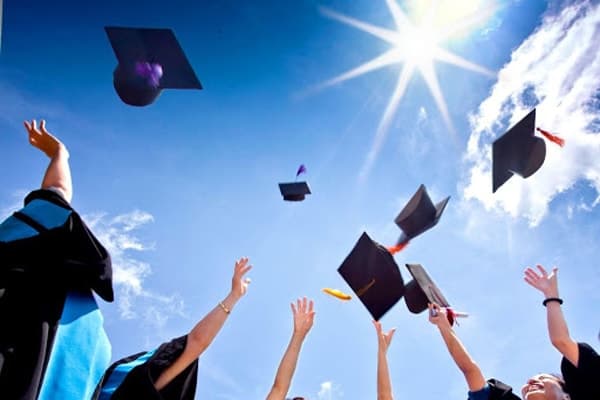 Dễ dàng chinh phục ước mơ trong thời điểm khó khăn nhất Dễ dàng chinh phục ước mơ trong thời điểm khó khăn nhất
