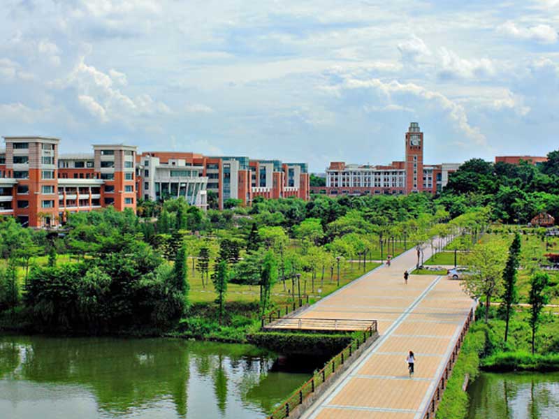Top trường du học Trung Quốc ngành thương mại điện tử