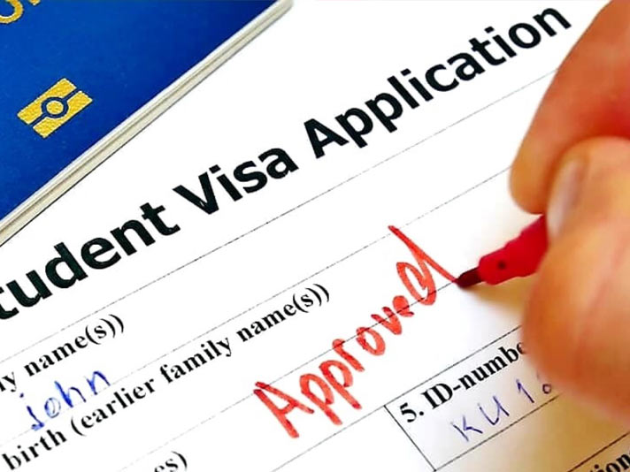 Lưu ý quan trọng khi chuẩn bị hồ sơ du học Canada