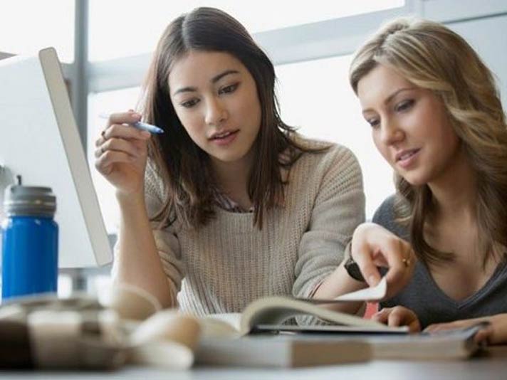 Cơ hội nghề nghiệp và mức lương ngành phiên dịch